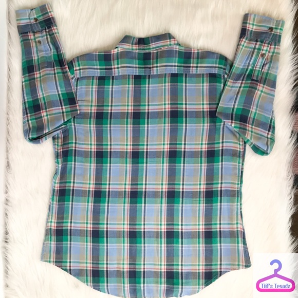 CHAPS SOFT COTTON BUTTON UP SHIRT - Picture 2 of 13